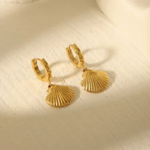 Lucy Shell Hoop