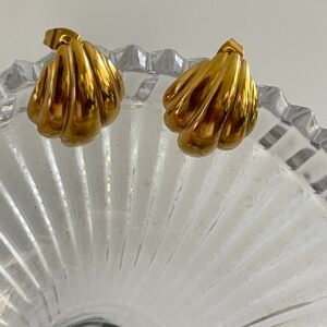 Luna Shell Earring